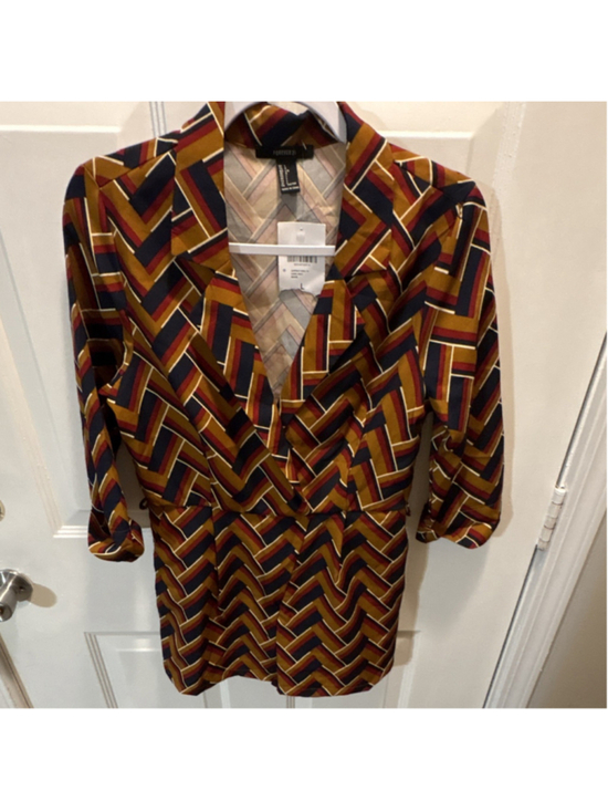 FOREVER 21 Pants - FOREVER 21 romper Geometric Camel Navy 3/4 Sleeve Women's Size Large